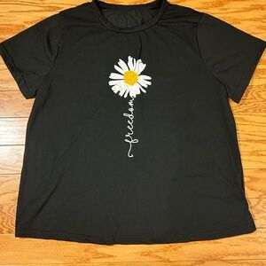 Black Daisy Graphic Women's Top